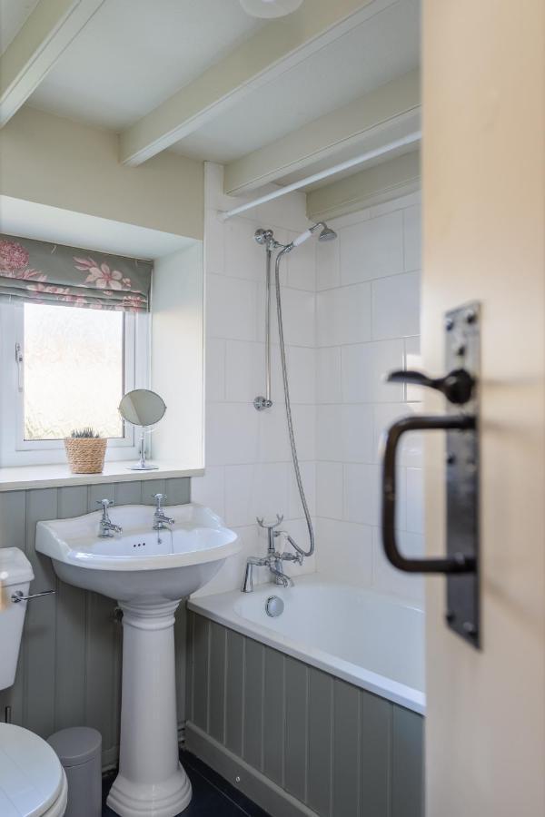 Dene Cottage, Welburn Ngoại thất bức ảnh