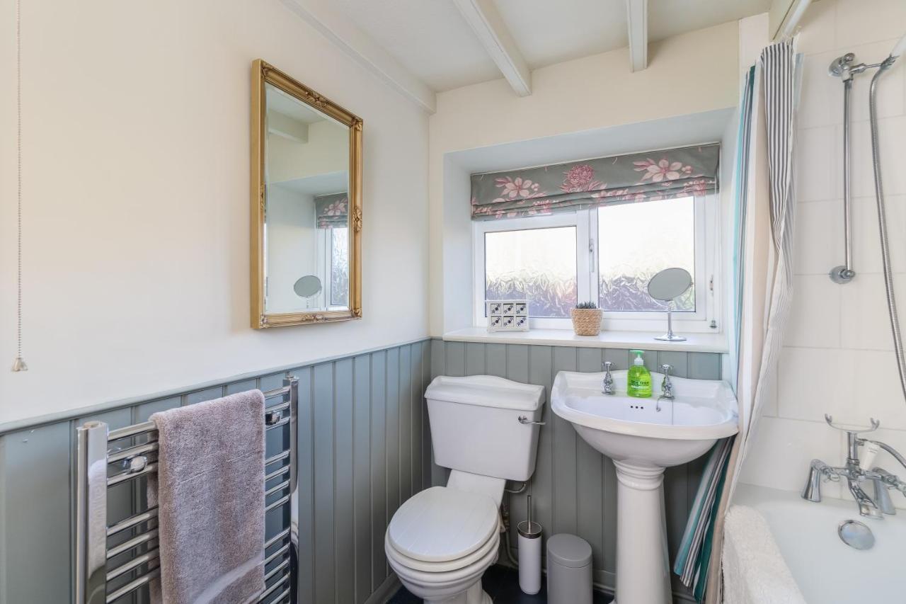 Dene Cottage, Welburn Ngoại thất bức ảnh